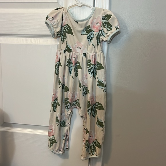 SweetHoney - Picture 6 of 6